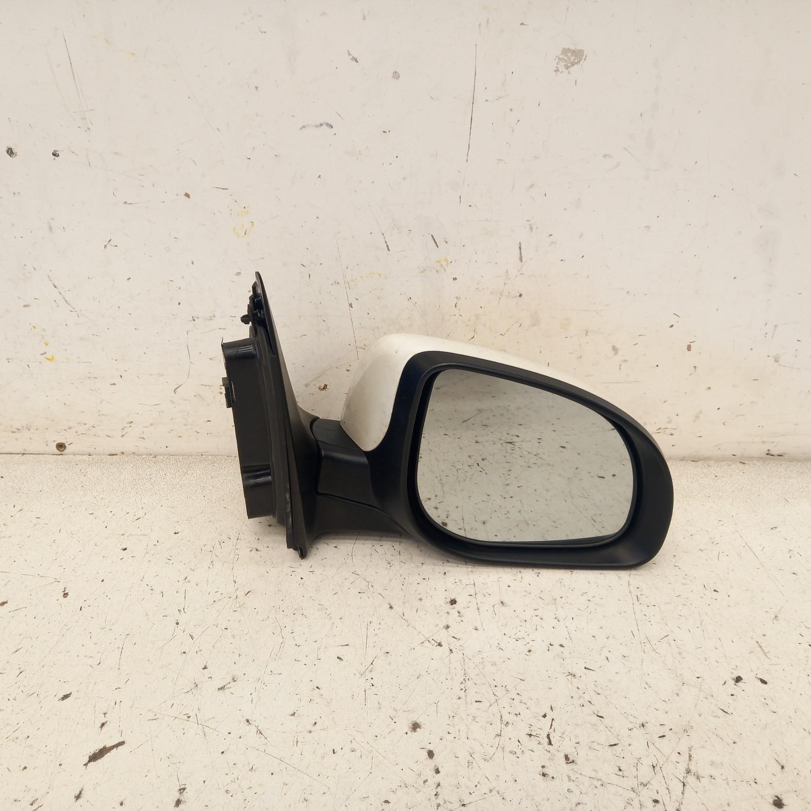 I20 Door Mirror Right 2012-2015 pb,power folding,w/ flasher type,03/12-12/15 partwh #538683