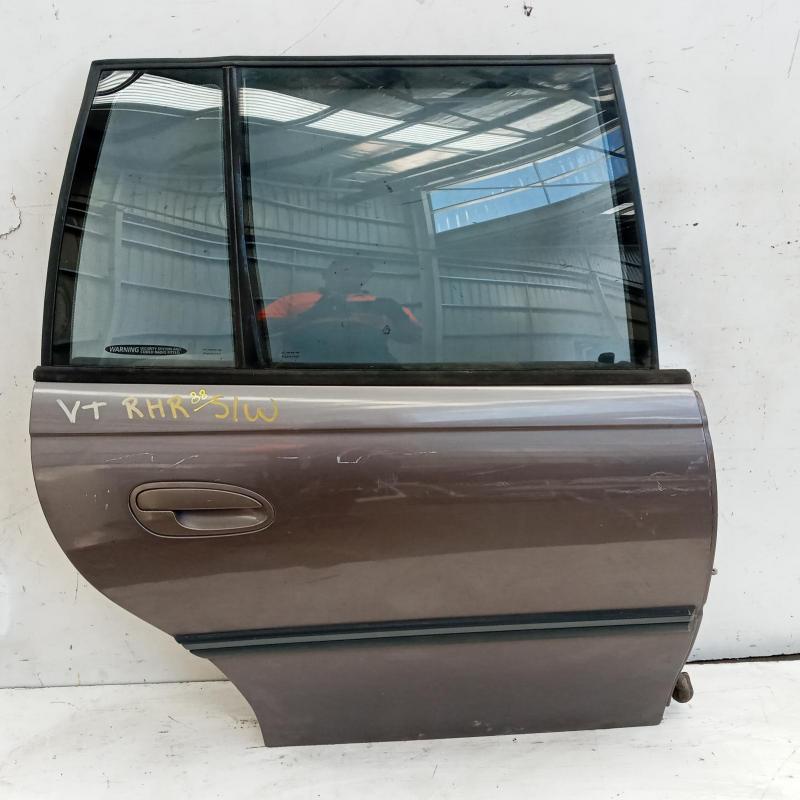 door/sliding rear right