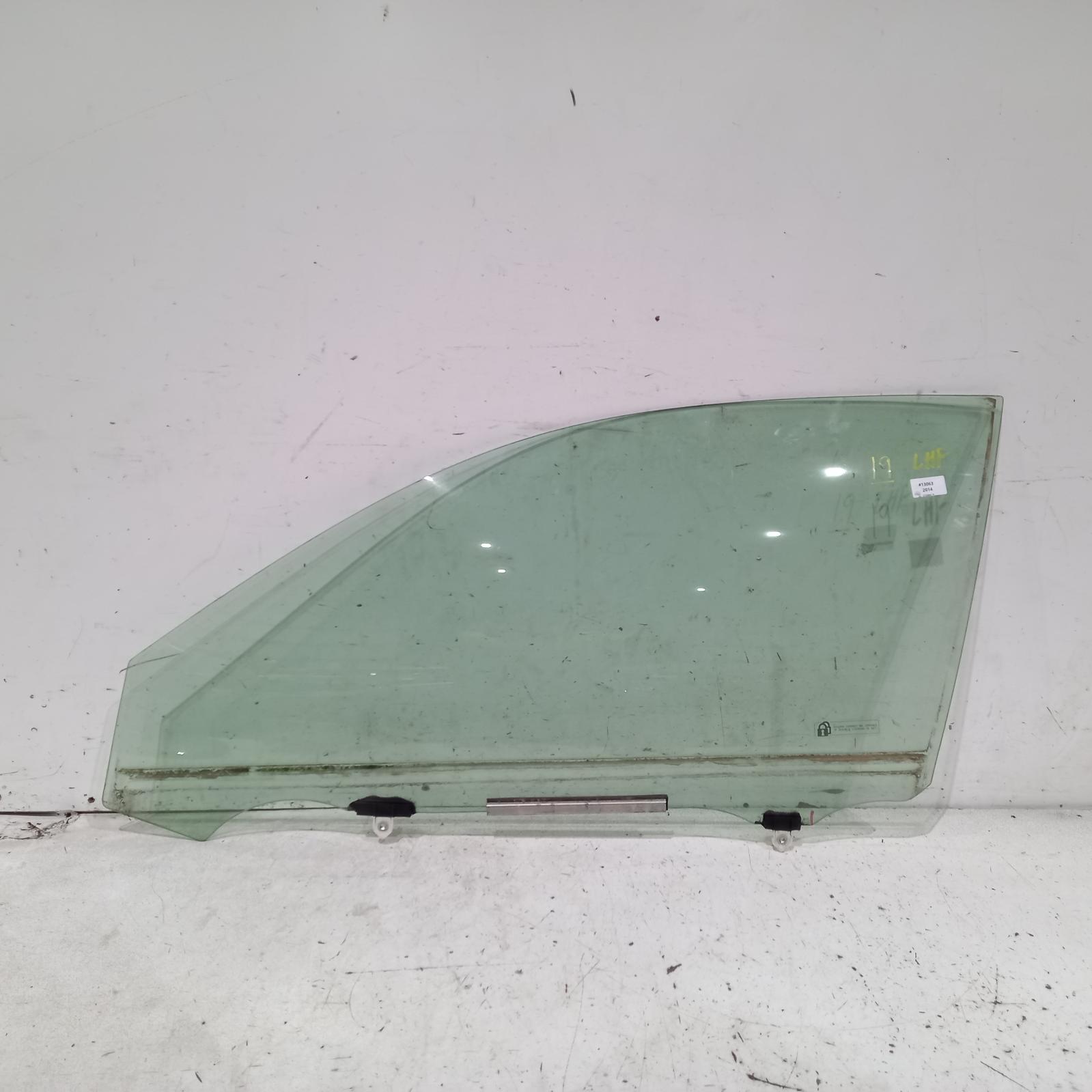 CT200h Door Window Front Left 2011-2022 zwa10,03/11-10/22 00013063 #539428