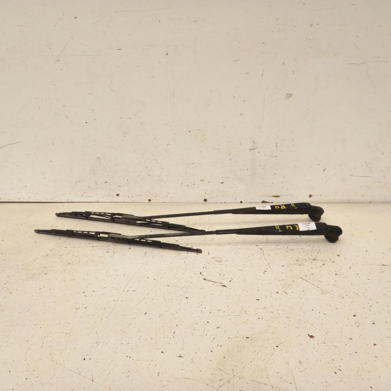 wiper arm