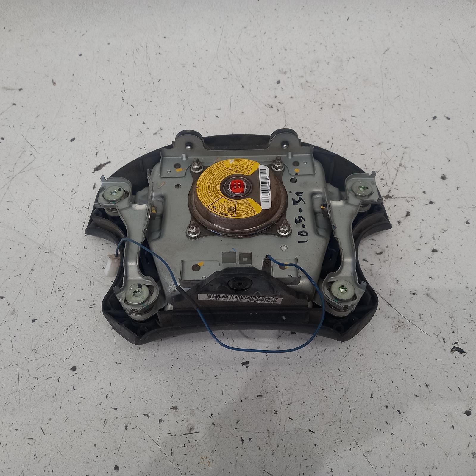 Hilux Airbag Right 2005-2011 steering wheel,black,non audio control type,02/05-06/11 00018726 #541050