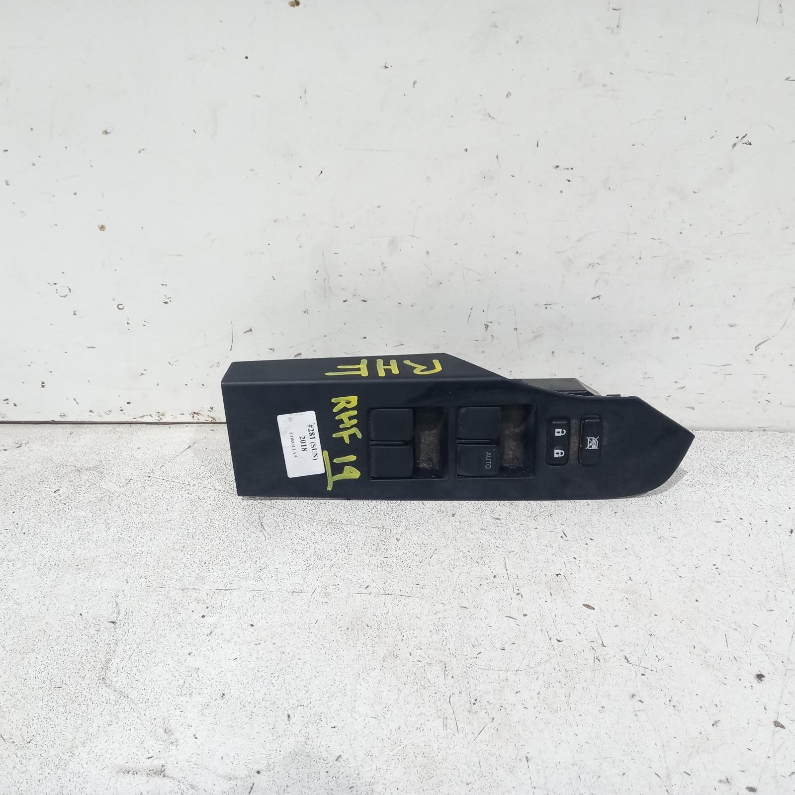 Corolla Power Door Window Switch 2015-2018 rh front (master switch),zre182r,hatch,standard,03/15-06/18 00011685 #536966