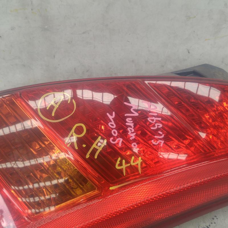 taillight right