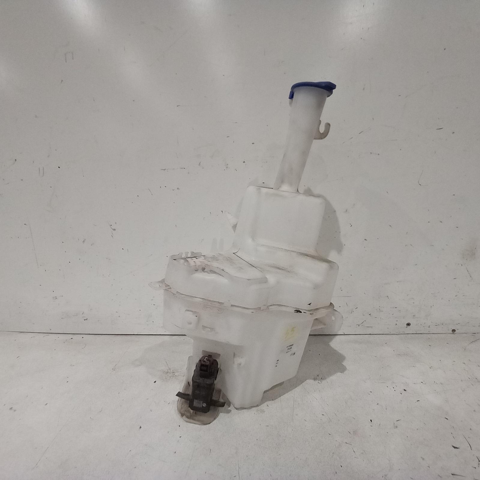 Kona Washer Bottle 2017-2023 os,09/17- 00018800 #547069