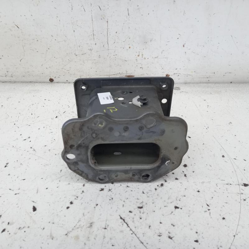 bar reinforcement/bracket front