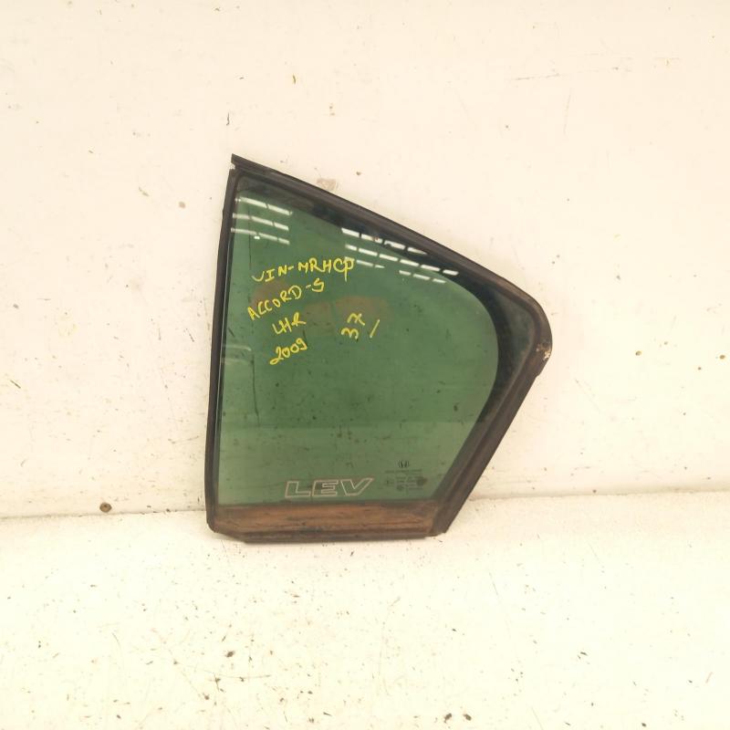 quarter door glass rear left