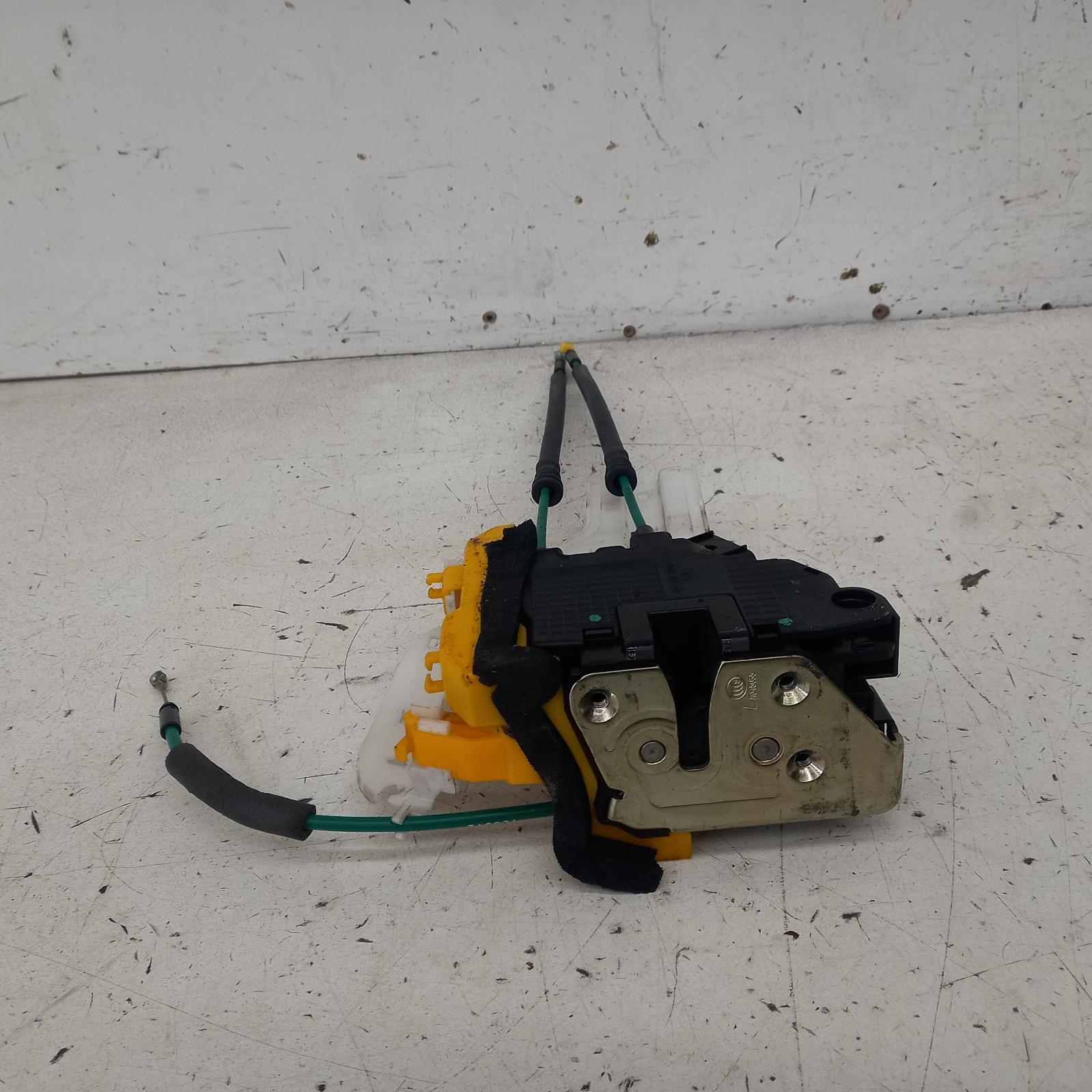 I30 Door/boot/gate Lock 2012-2017 left rear door lock,gd,5dr hatch,standard handle type,03/12-02/17 00018991 #551993