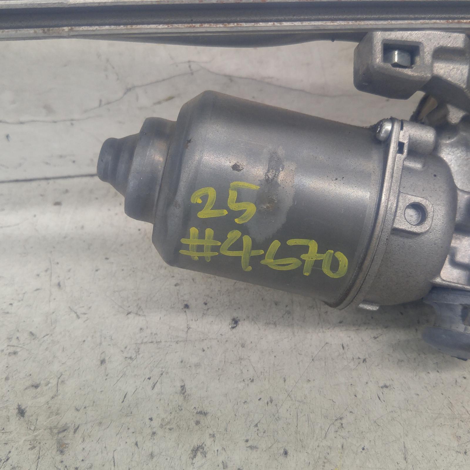 Hilux Wiper Linkage 2005-2015 wiper linkage only,03/05-08/15 00004670 #109531