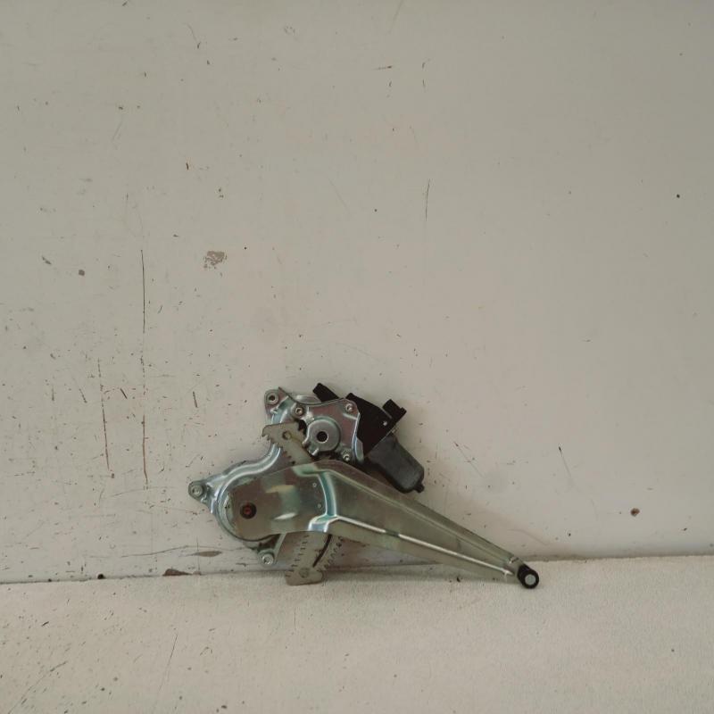 window regulator/motor rear right