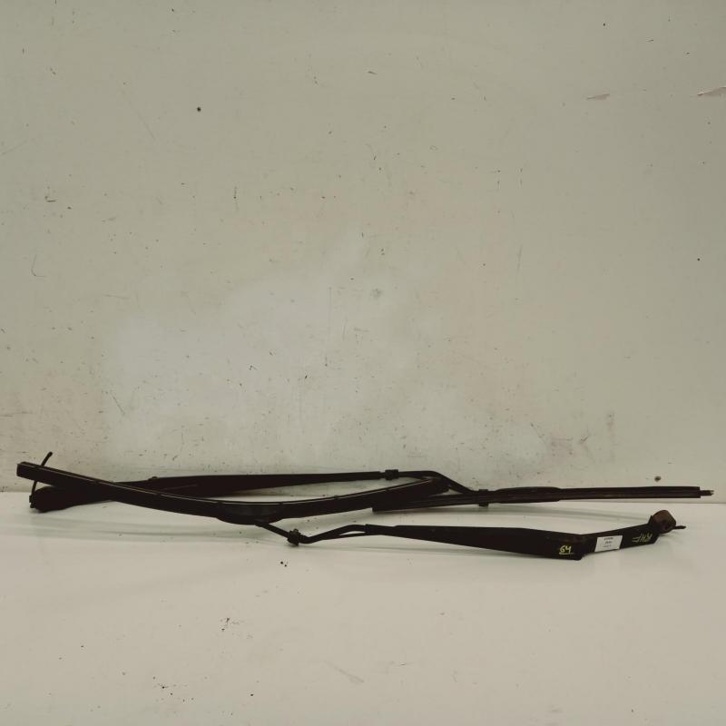 wiper arm