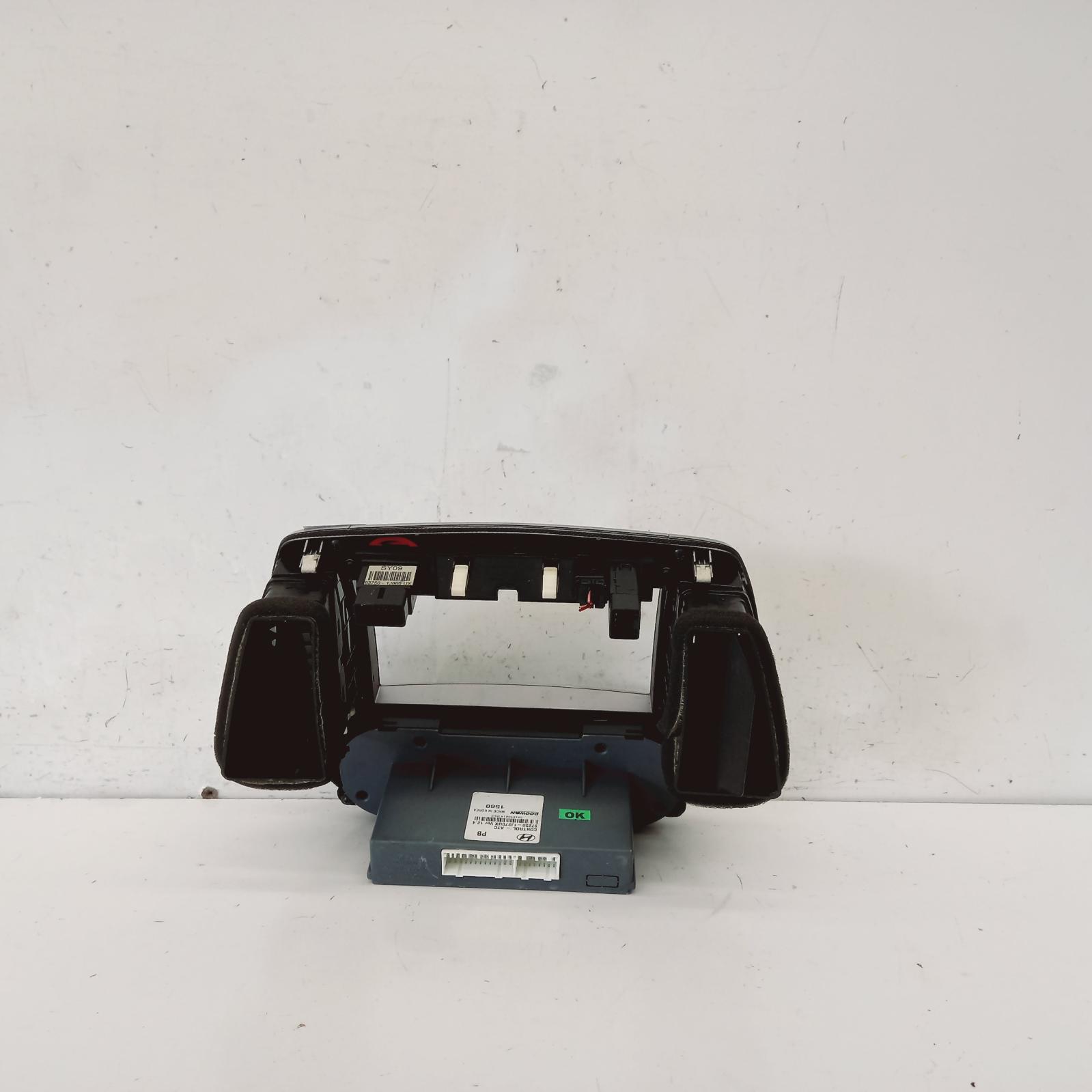 I20 Heater/aircon Controls 2010-2015 pb,w/ climate type,07/10-12/15 00018966 #556130