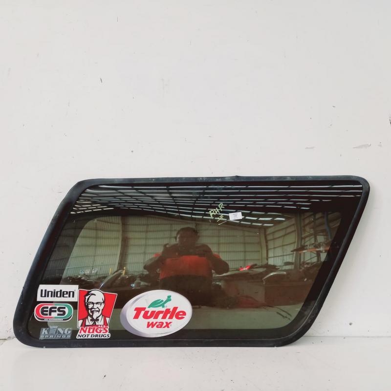 side glass rear right
