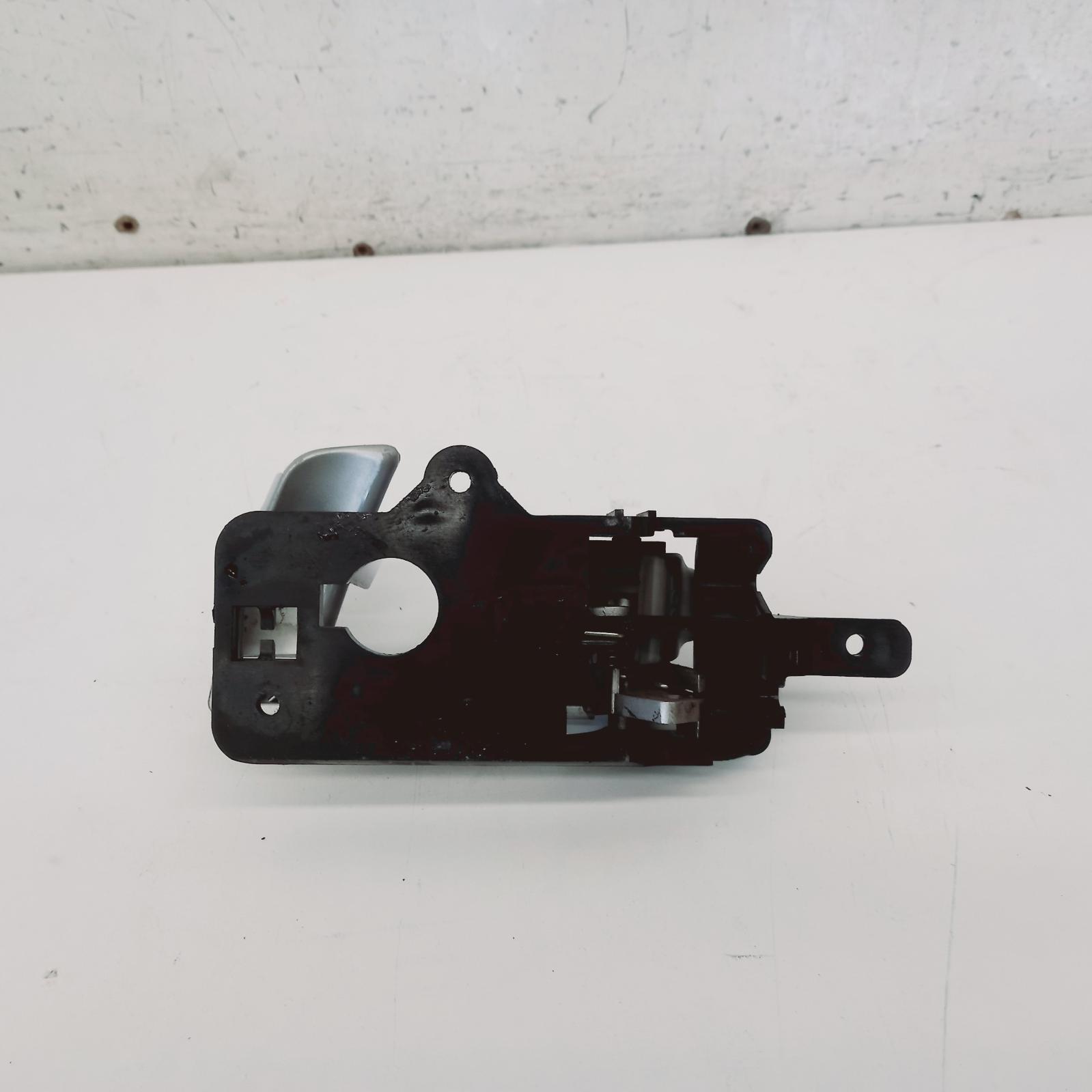 Santa Fe Door Handle 2005-2012 inner,rh front/rh rear,silver,cm,11/05-06/12 00019293 #559153