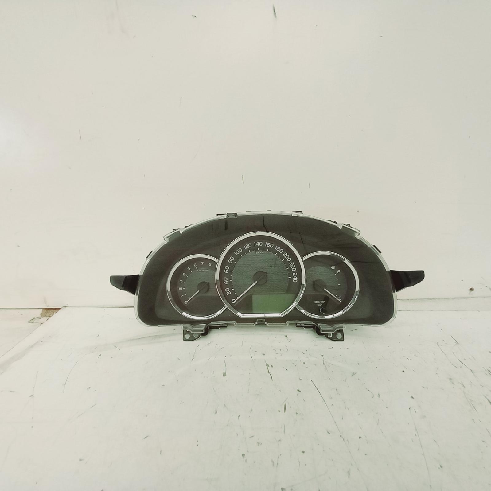 Corolla Instrument Cluster 2012-2015 1.8,2zr-fe,auto t/m,ascent,zre182r,hatch,10/12-05/15 00019467 #560825