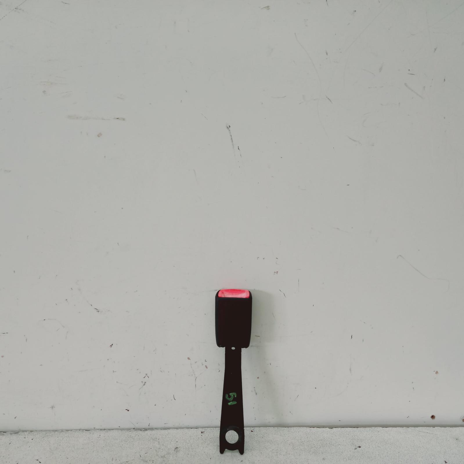 Camry Seat Belt Stalk 2006-2011 lh front,seat belt stalk only,acv40,06/06-11/11 00019435 #563002