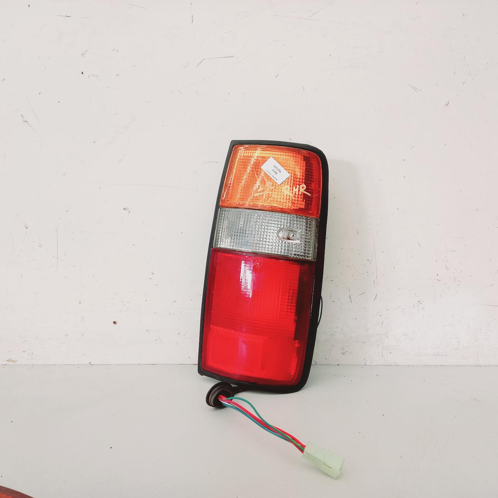 Landcruiser Taillight Right 1990-1998 80 series 05/90-03/98 00019676 #568800