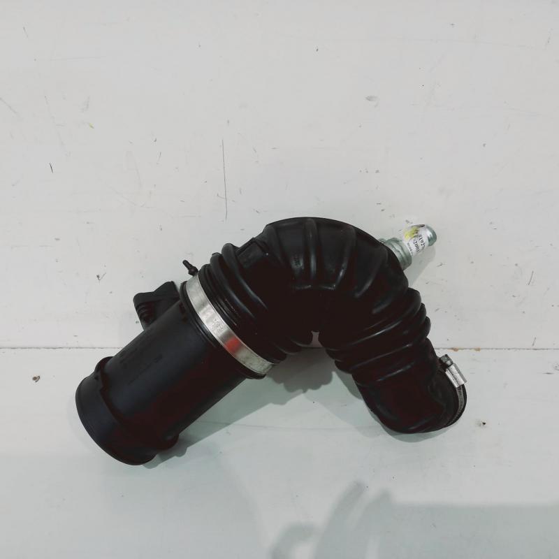 air cleaner duct/hose