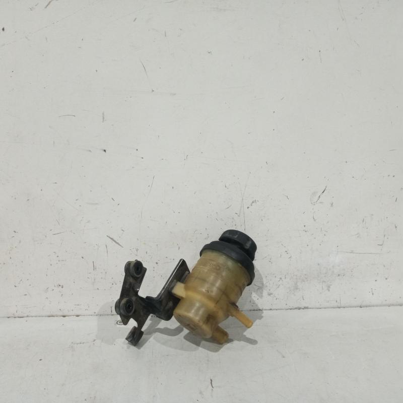 power steering reservoir