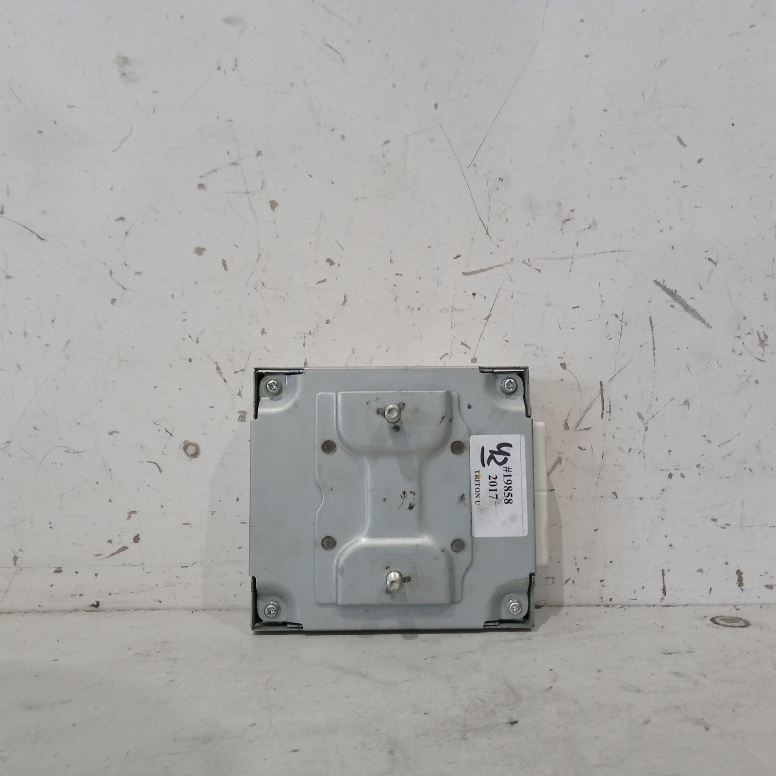 Triton Ecu 2015-2023 transmission ecu,auto t/m,p/n 8631b243 (mounted above passenger kick panel),mq-mr,03/15-10/23 00019858 #574513