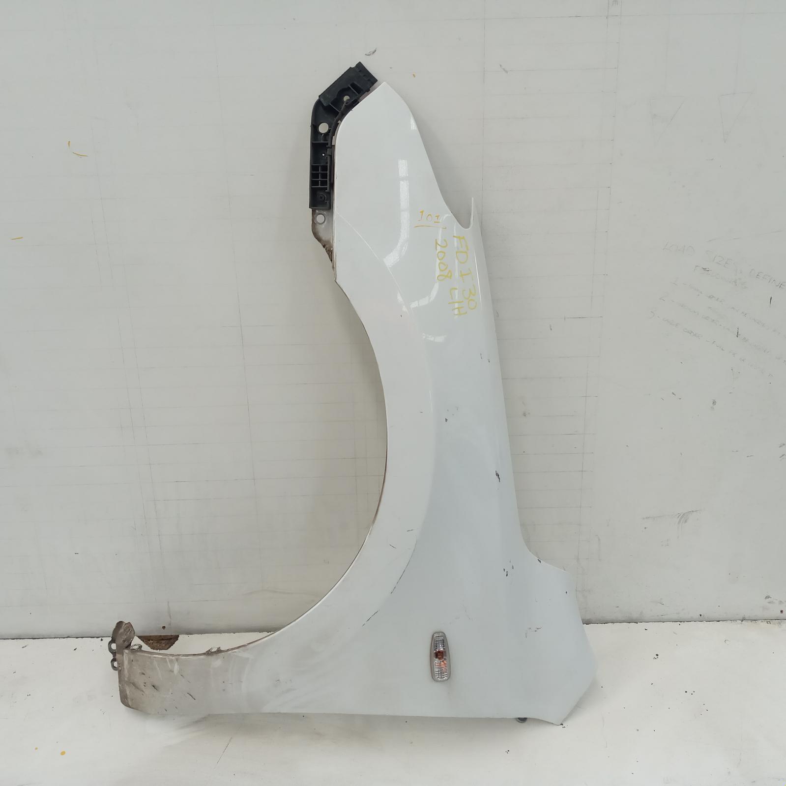 I30 Guard Left 2007-2012 fd,w/ indicator type,09/07-04/12 hyonused #577342