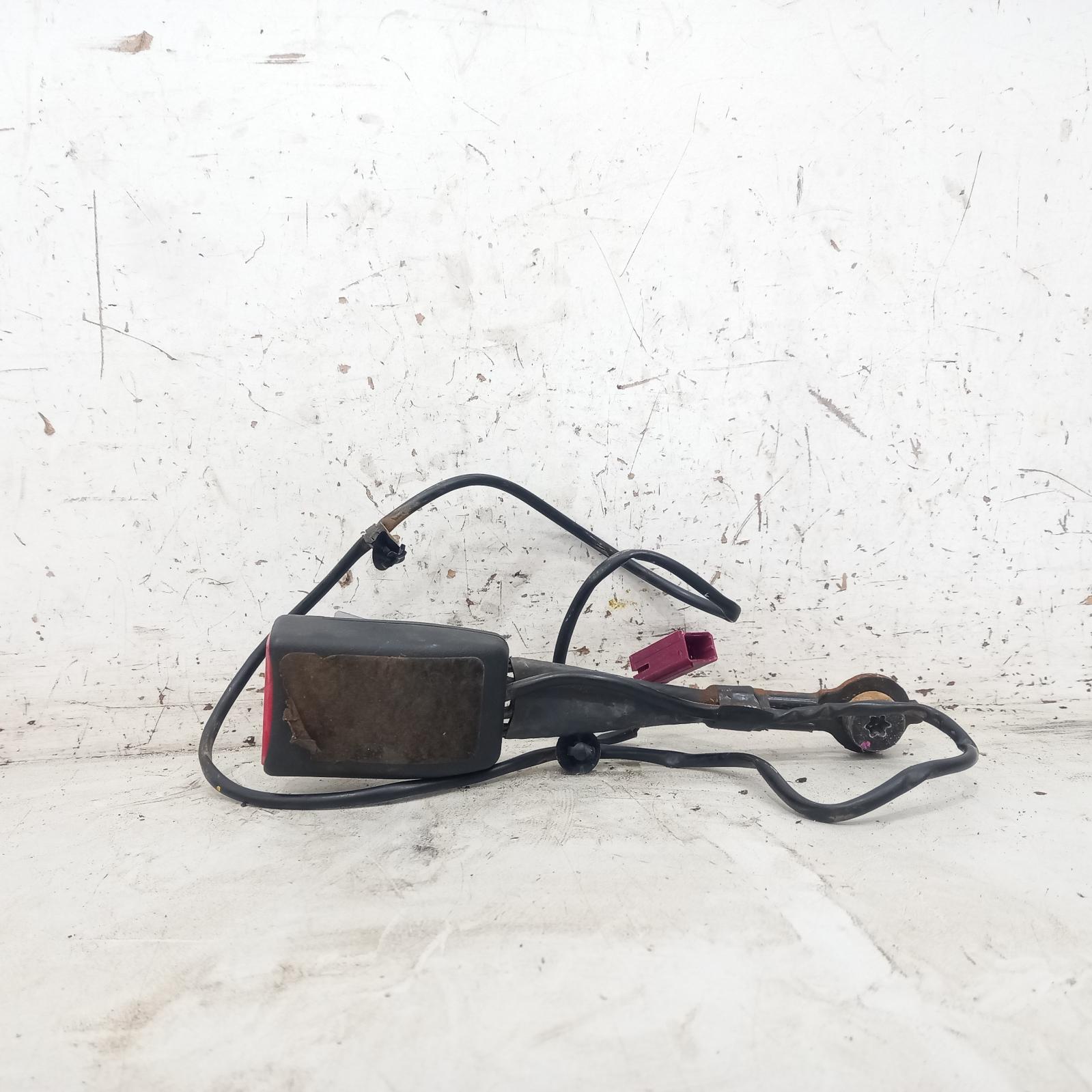 Bt50 Seat Belt Stalk 2011-2015 rh front,seat belt stalk only,extra cab,up-ur,bucket seat type,10/11-08/15 00019881 #577646