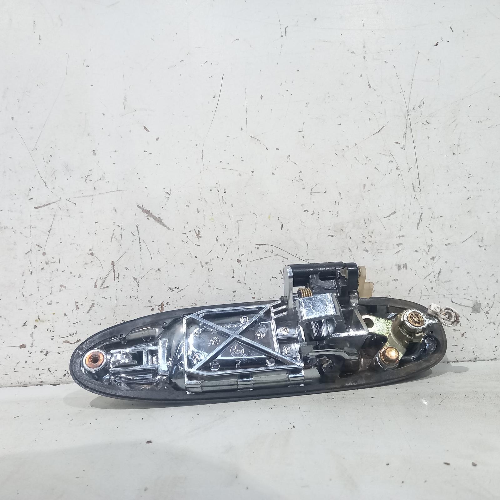 Landcruiser Door Handle 1998-2007 100 series,outer,rh front,chrome,01/98-10/07 00019901 #578232