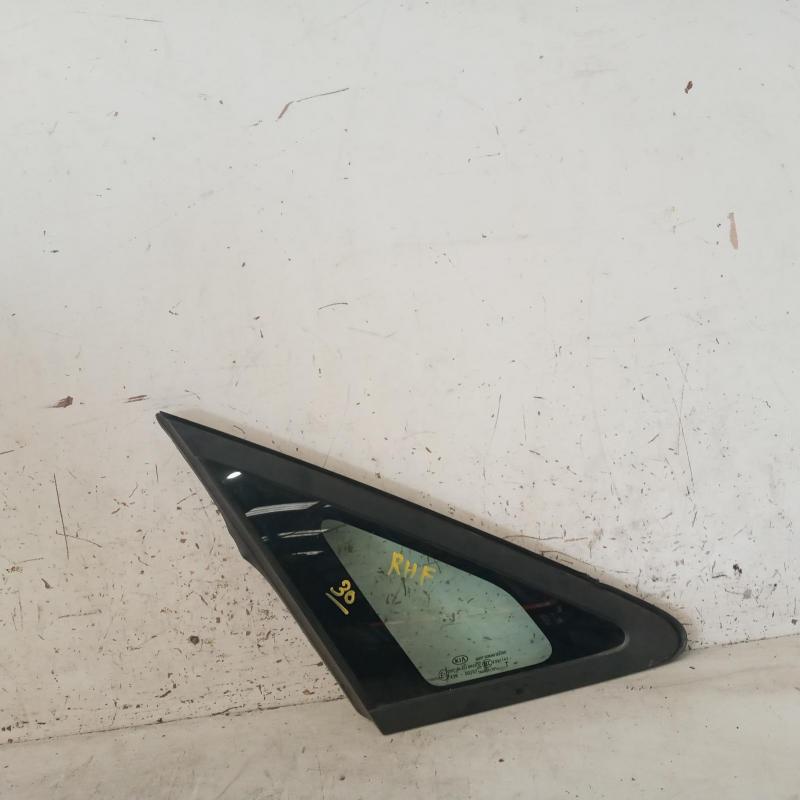 quarter door glass front right