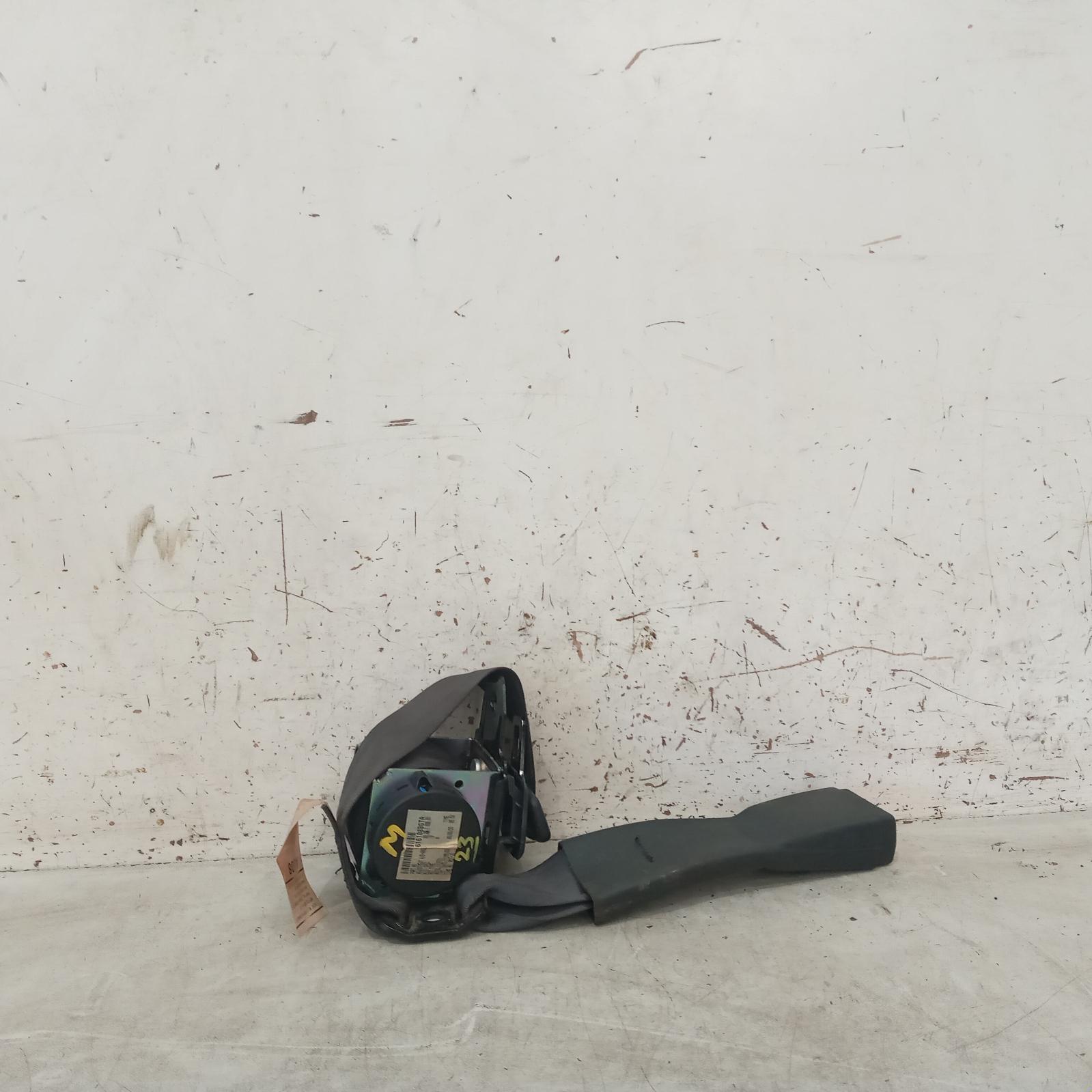 Camry Seat Belt Stalk 2006-2011 centre rear,seat belt only,acv40,06/06-11/11 00019903 #581156