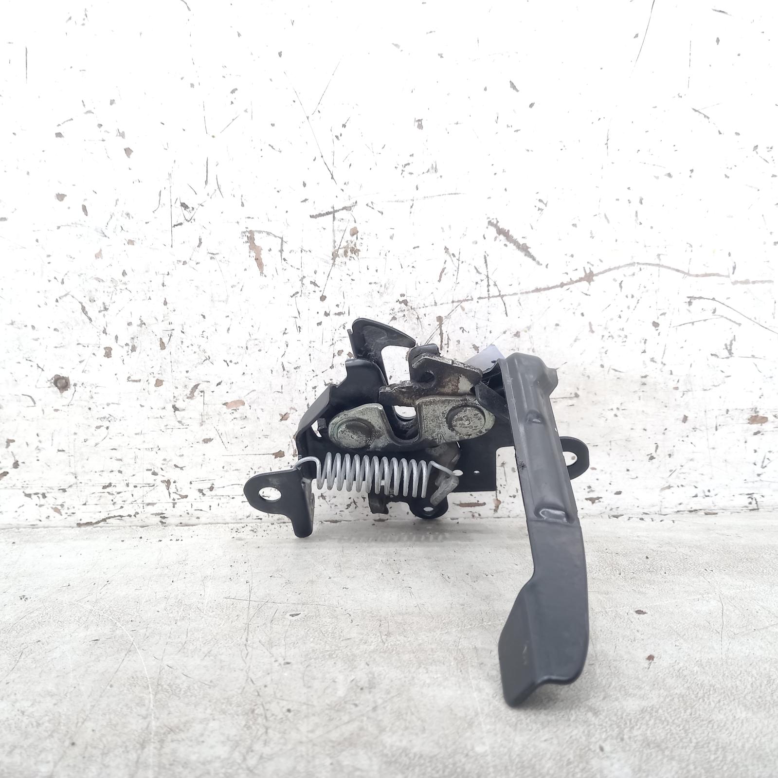 Yaris Bonnet Lock Support 2011-2019 ncp13#,hatch,08/11-12/19 00019915 #582430