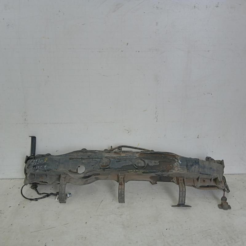 bar reinforcement/bracket rear