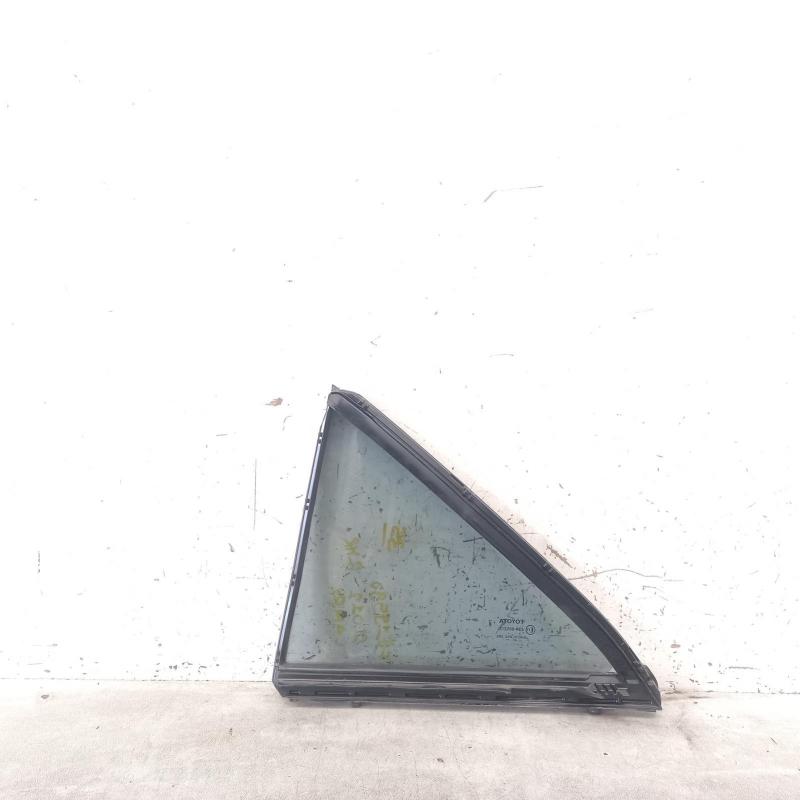 quarter door glass rear right