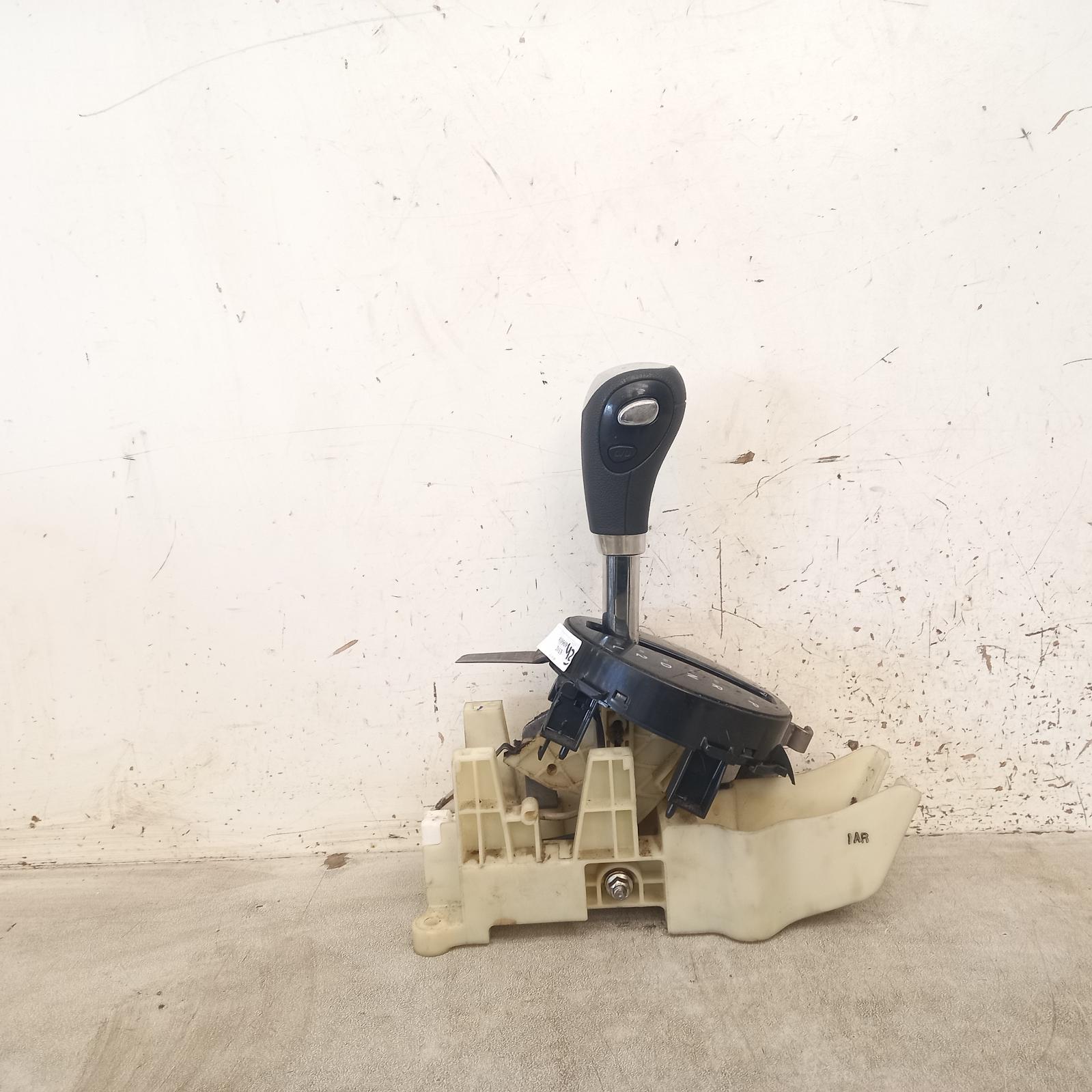 I20 Gear Stick/shifter 2010-2015 auto shifter,pb,4 speed,07/10-12/15 00019969 #584887