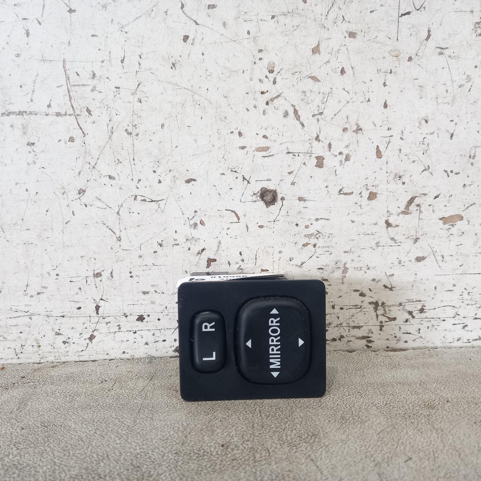 Hilux Miscellaneous Switch Relay 2005-2011 door mirror switch,02/05-06/11 00019988 #584978