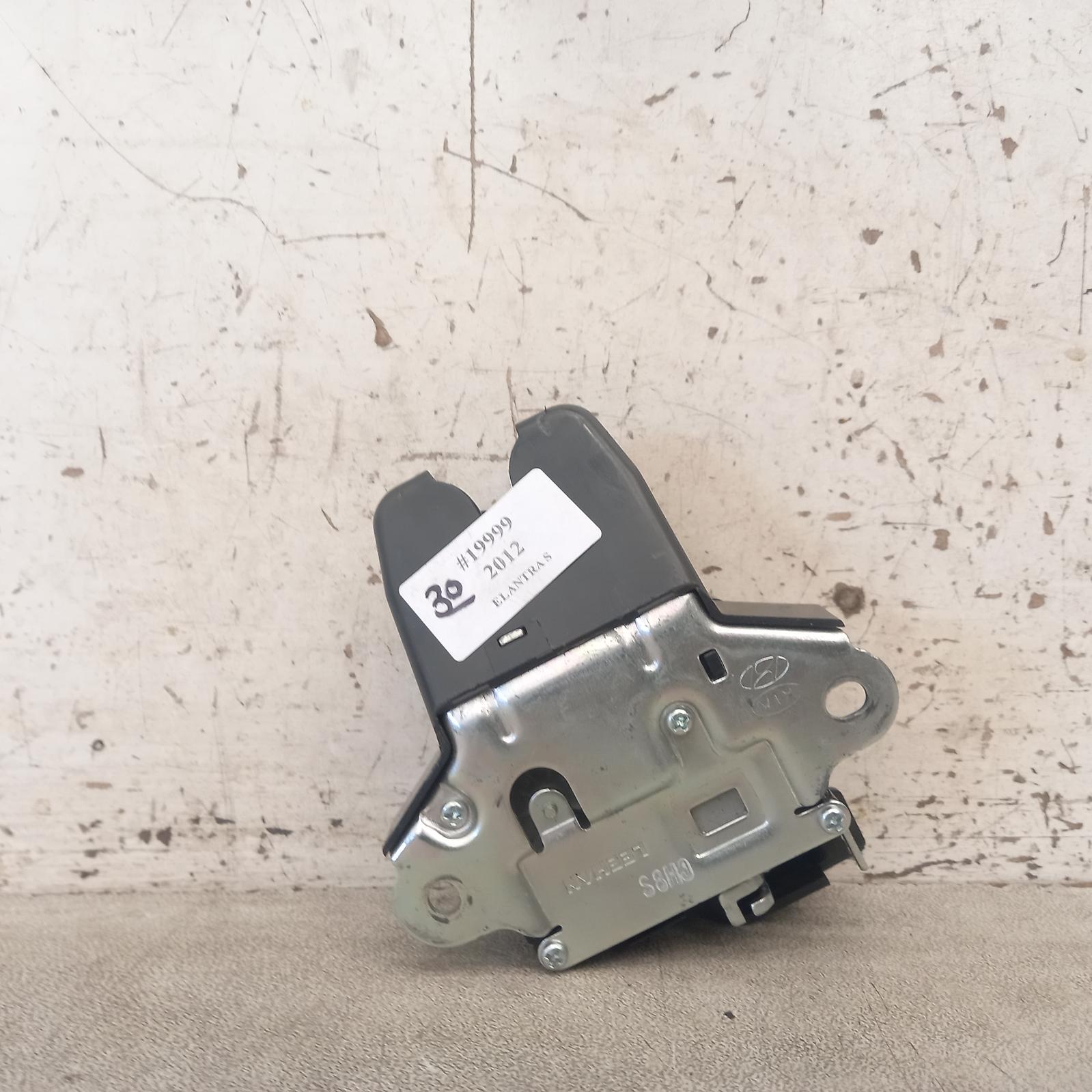 Elantra Door/boot/gate Lock 2011-2015 bootlid lock,md,03/11-11/15 00019999 #585039