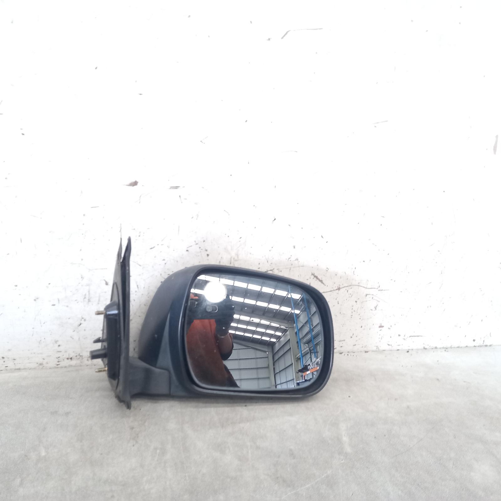 Hilux Door Mirror Right 2005-2015 manual,black,03/05-08/15 00020021 #585994