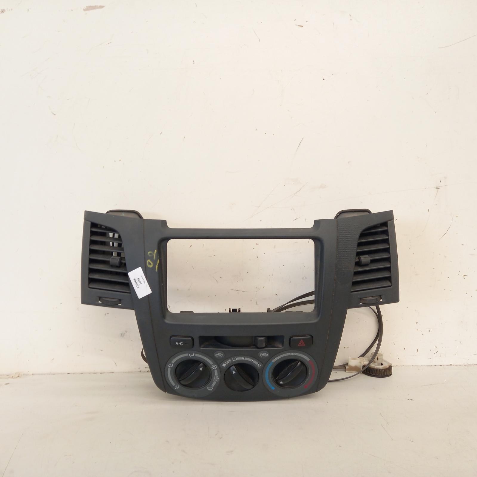 Hilux Heater/aircon Controls 2005-2011 standard type,03/05-06/11 00020108 #588713