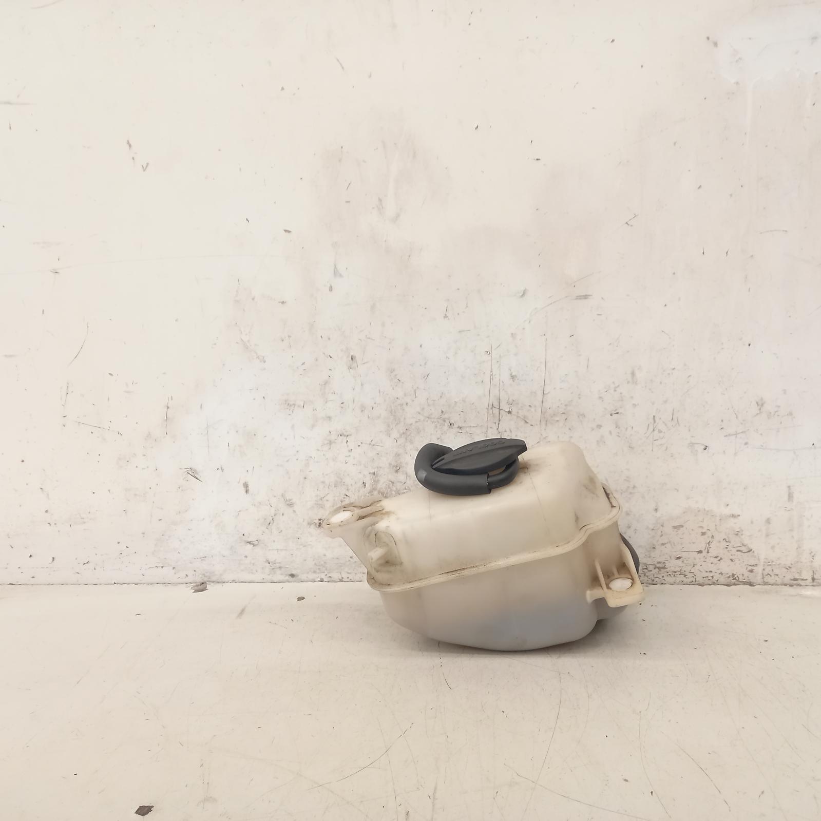 Santa Fe Overflow Bottle 2012-2018 dm,06/12-02/18 00019953 #593671