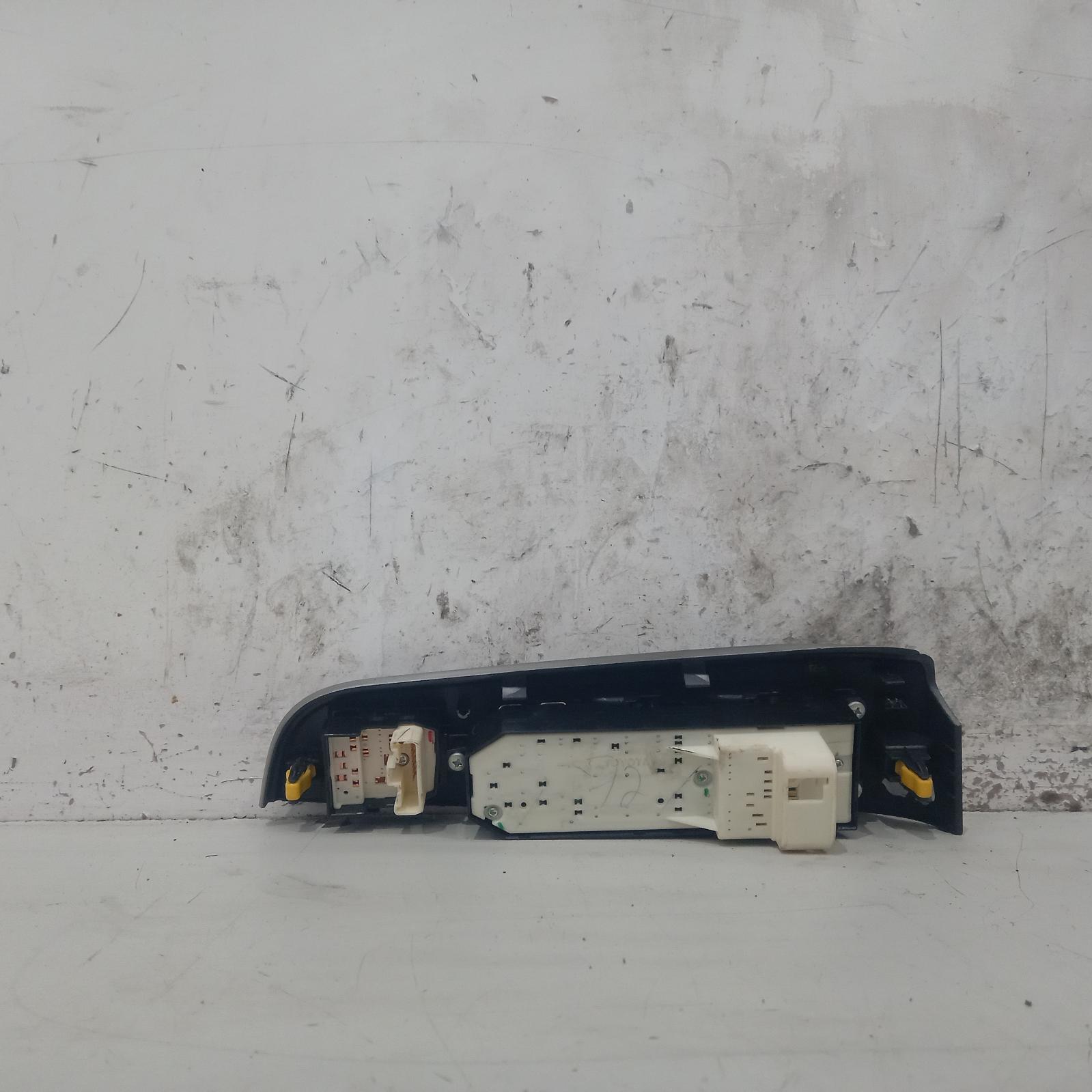 Camry Power Door Window Switch 2011-2017 rh front (master switch),asv50/avv50,12/11-10/17 00020221 #595031