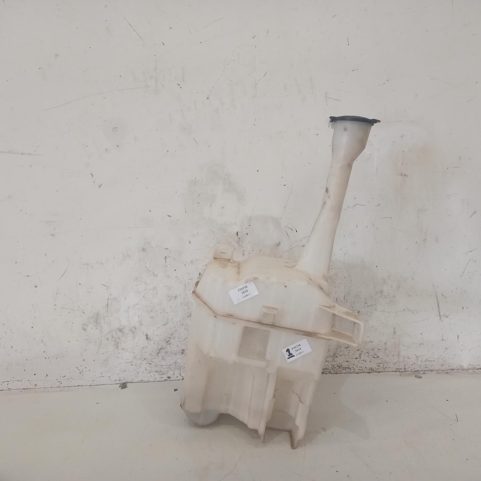 Camry Washer Bottle 2006-2011 acv40/ahv40,06/06-11/11 00020250 #595393