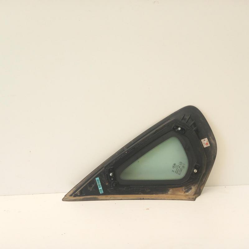 side glass rear right