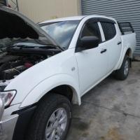 Mitsubishi 2009 ~ 2015 Triton