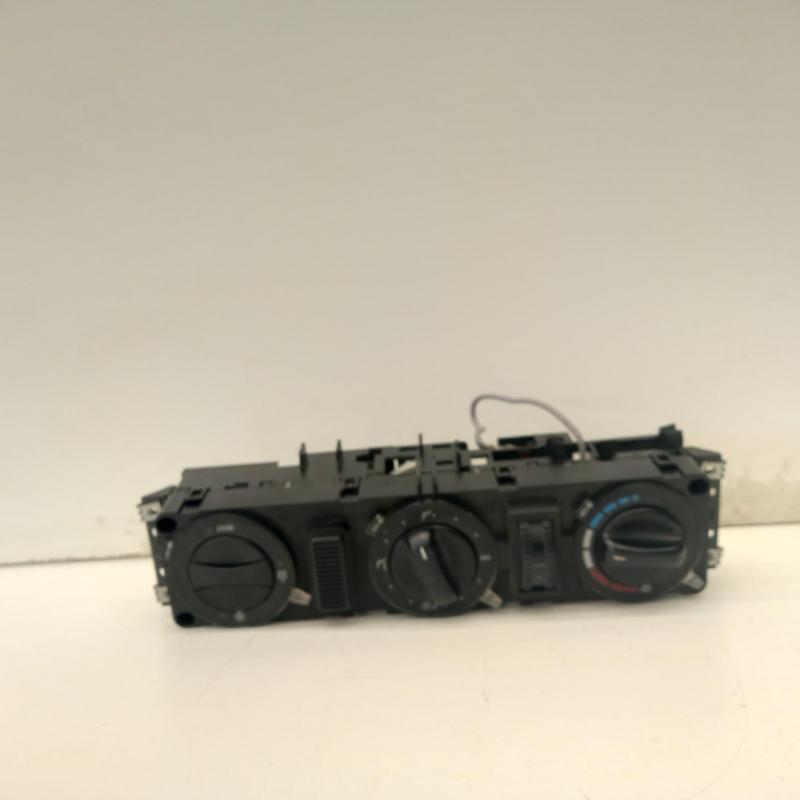 heater/aircon controls