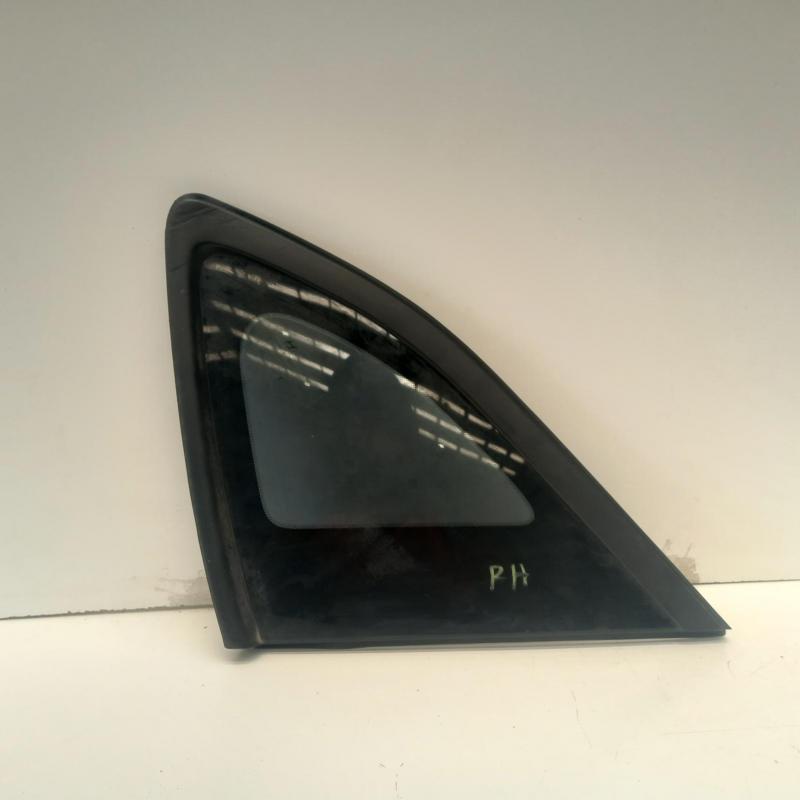 side glass rear right