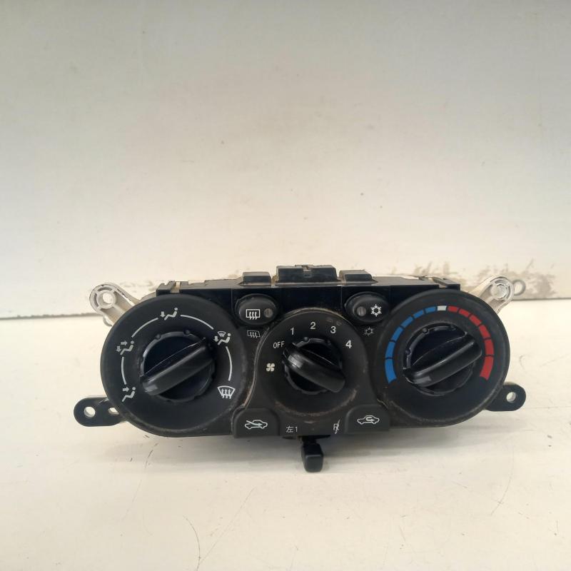 heater/aircon controls