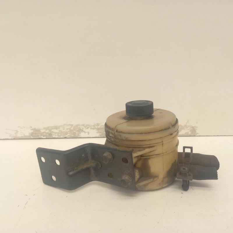 power steering reservoir