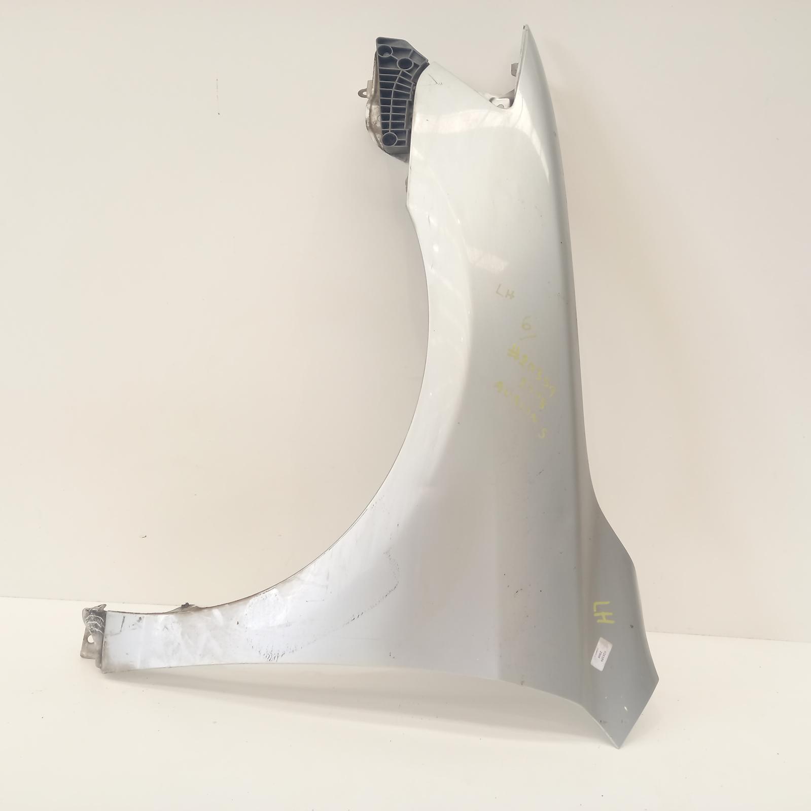 Aurion Guard Left 2006-2012 gsv40r,10/06-03/12 00020359 #601491