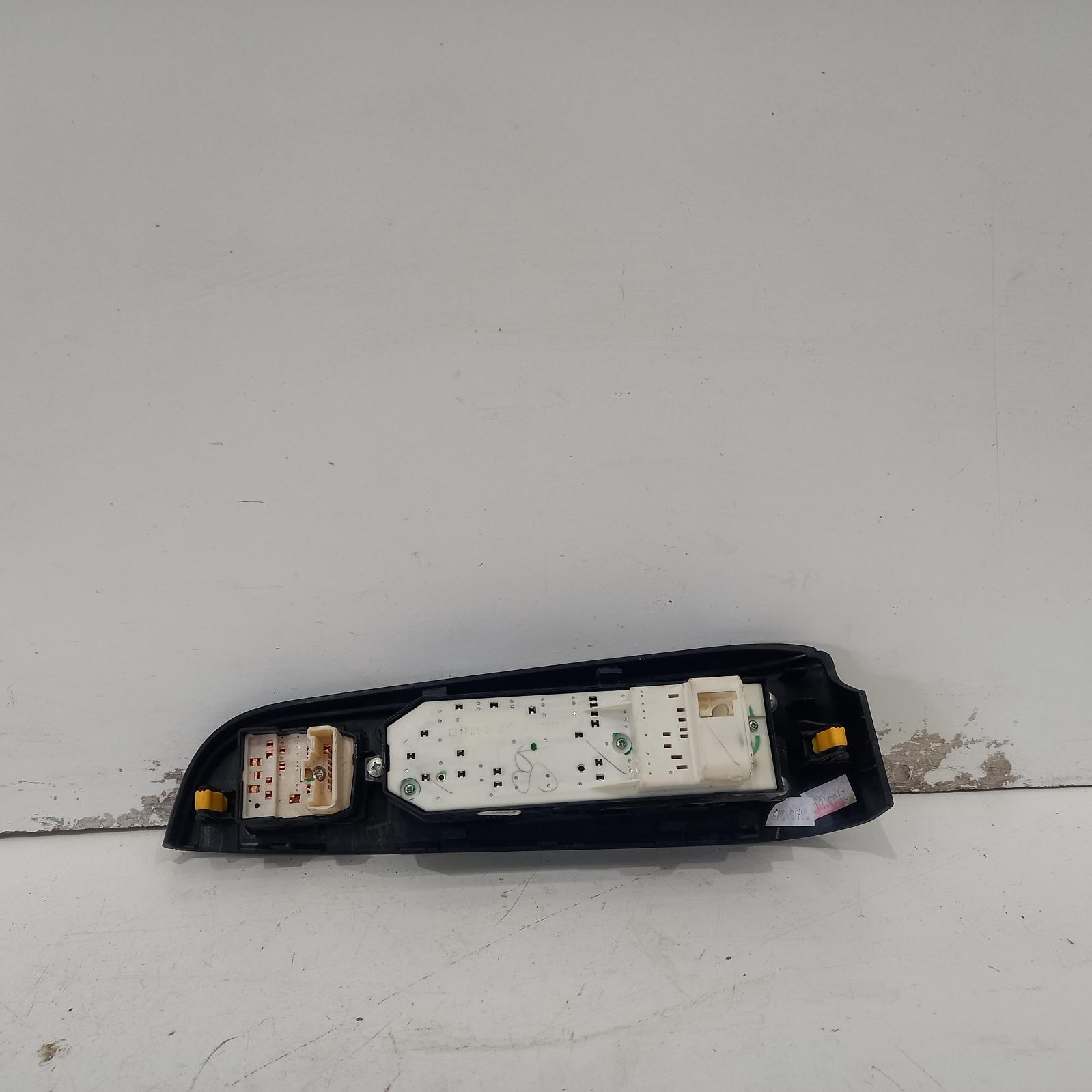 Camry Power Door Window Switch 2011-2017 rh front (master switch),asv50/avv50,12/11-10/17 00020510 #602651