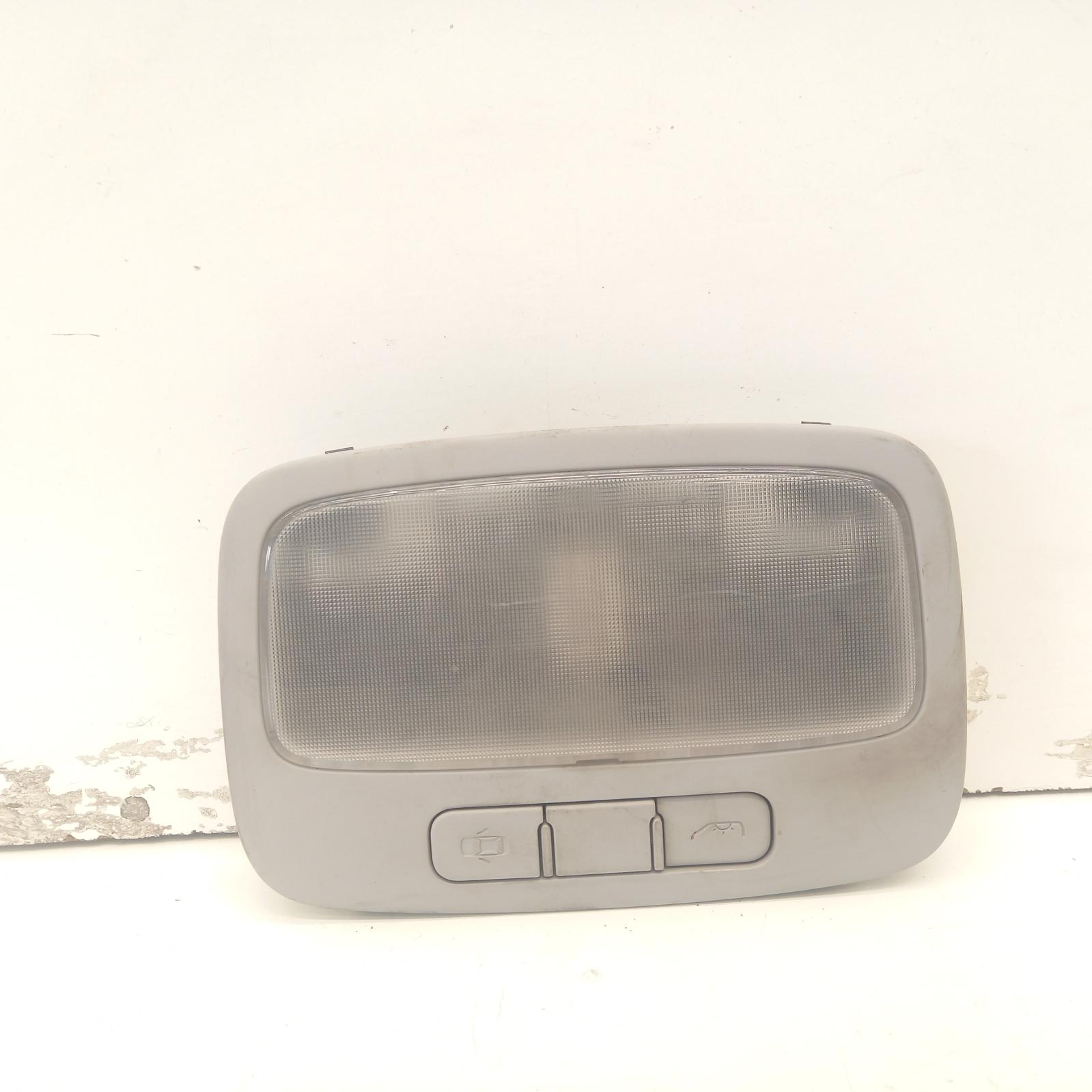 Iload/imax Courtesy Light 2007-2019 front,non sunglass holder type,iload,van,tq,11/07- 00020469 #603117