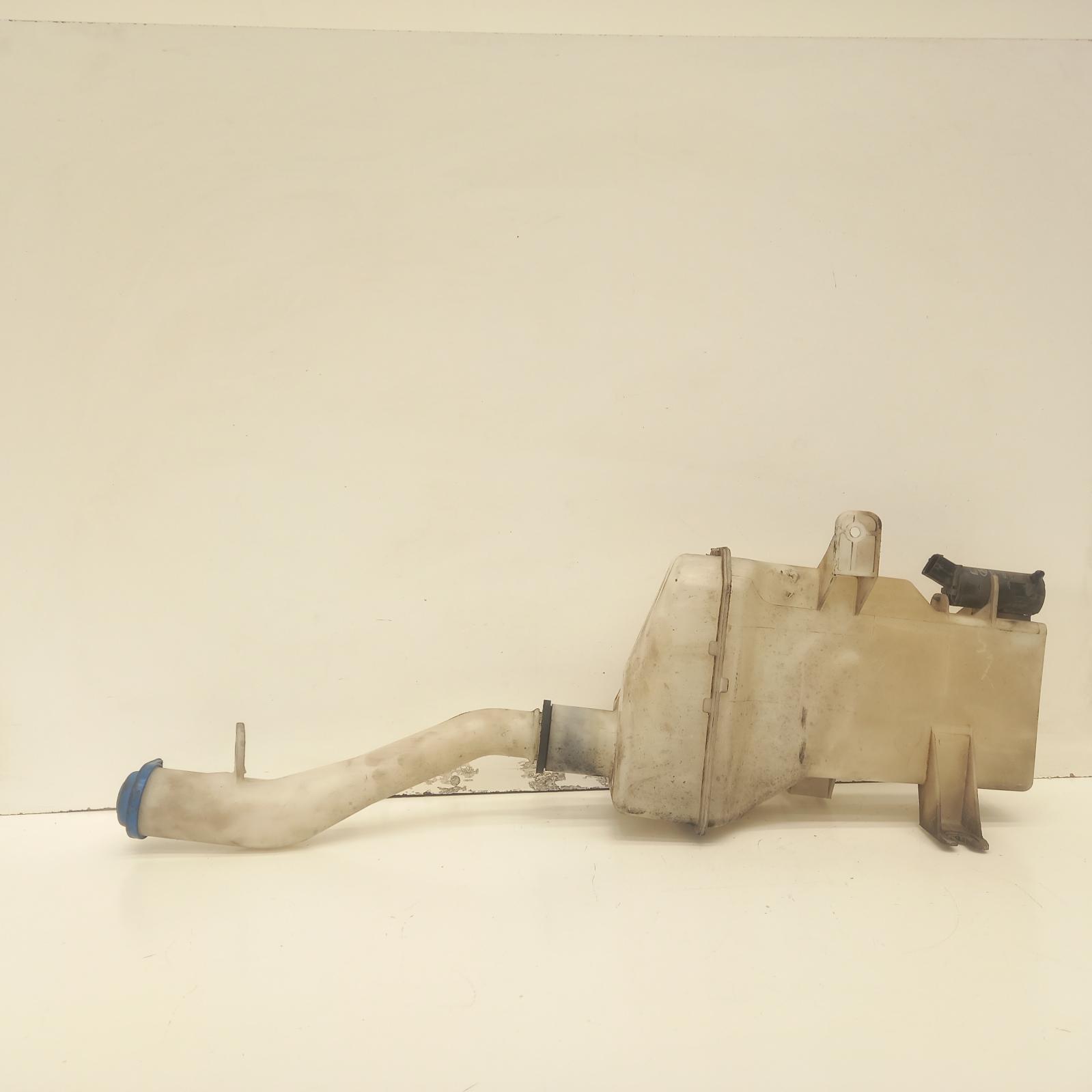 Iload/imax Washer Bottle 2007-2021 front,tq,11/07-03/21 00020469 #603115