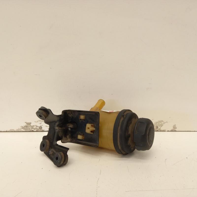 power steering reservoir